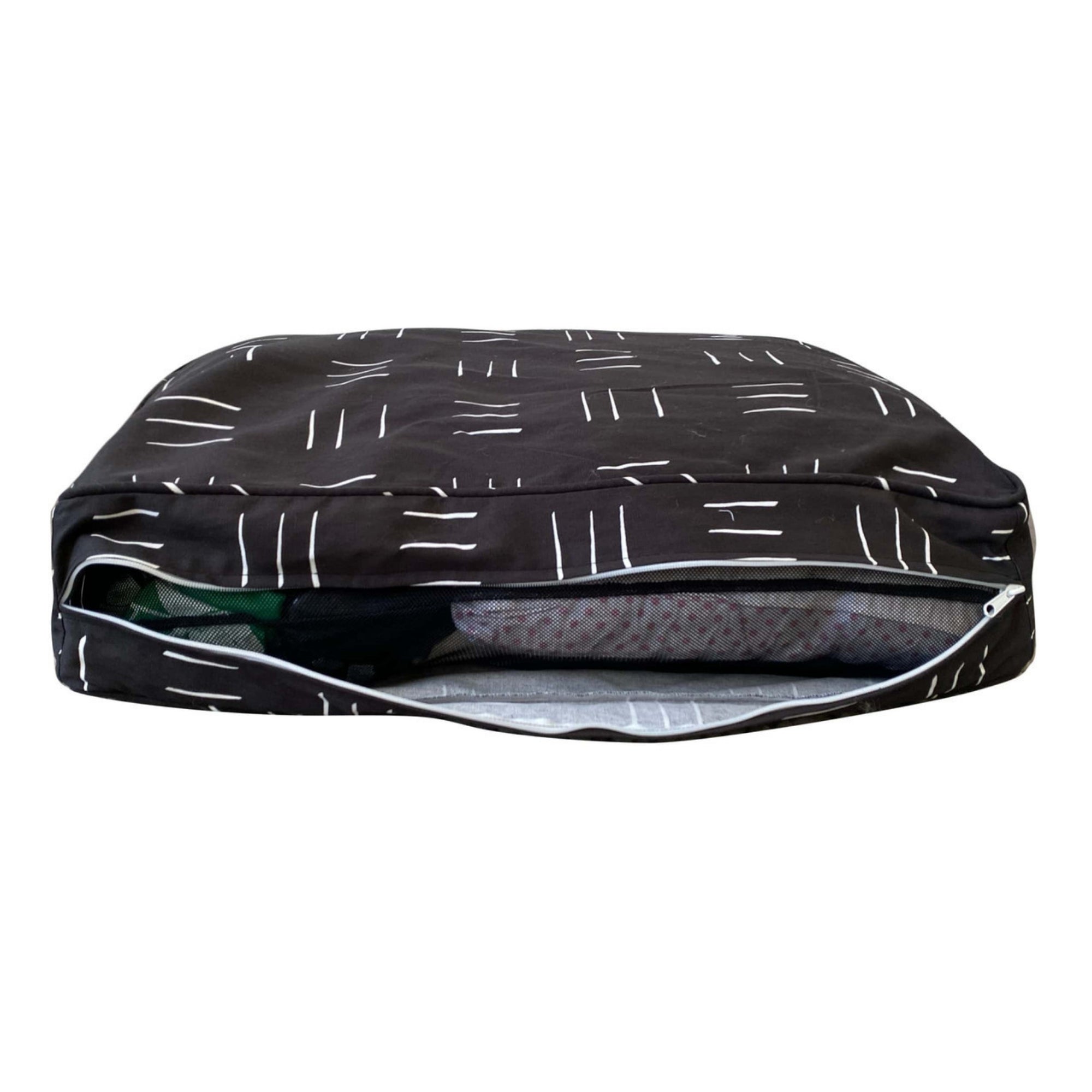 Molly Mutts Dog Duvet Dreams Huge 70-120+lbs. 36" x 45" x 5"